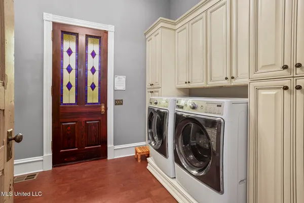 $925,000 | 122 Old Orchard Road, Madison, MS 39110