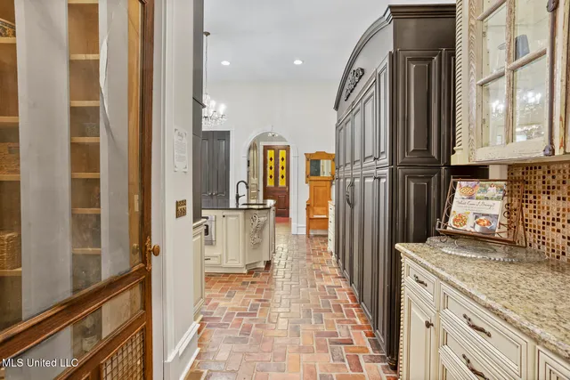 $925,000 | 122 Old Orchard Road, Madison, MS 39110