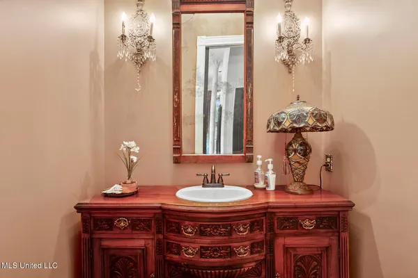 $925,000 | 122 Old Orchard Road, Madison, MS 39110