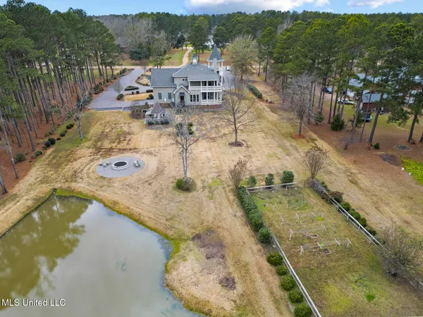 $925,000 | 122 Old Orchard Road, Madison, MS 39110