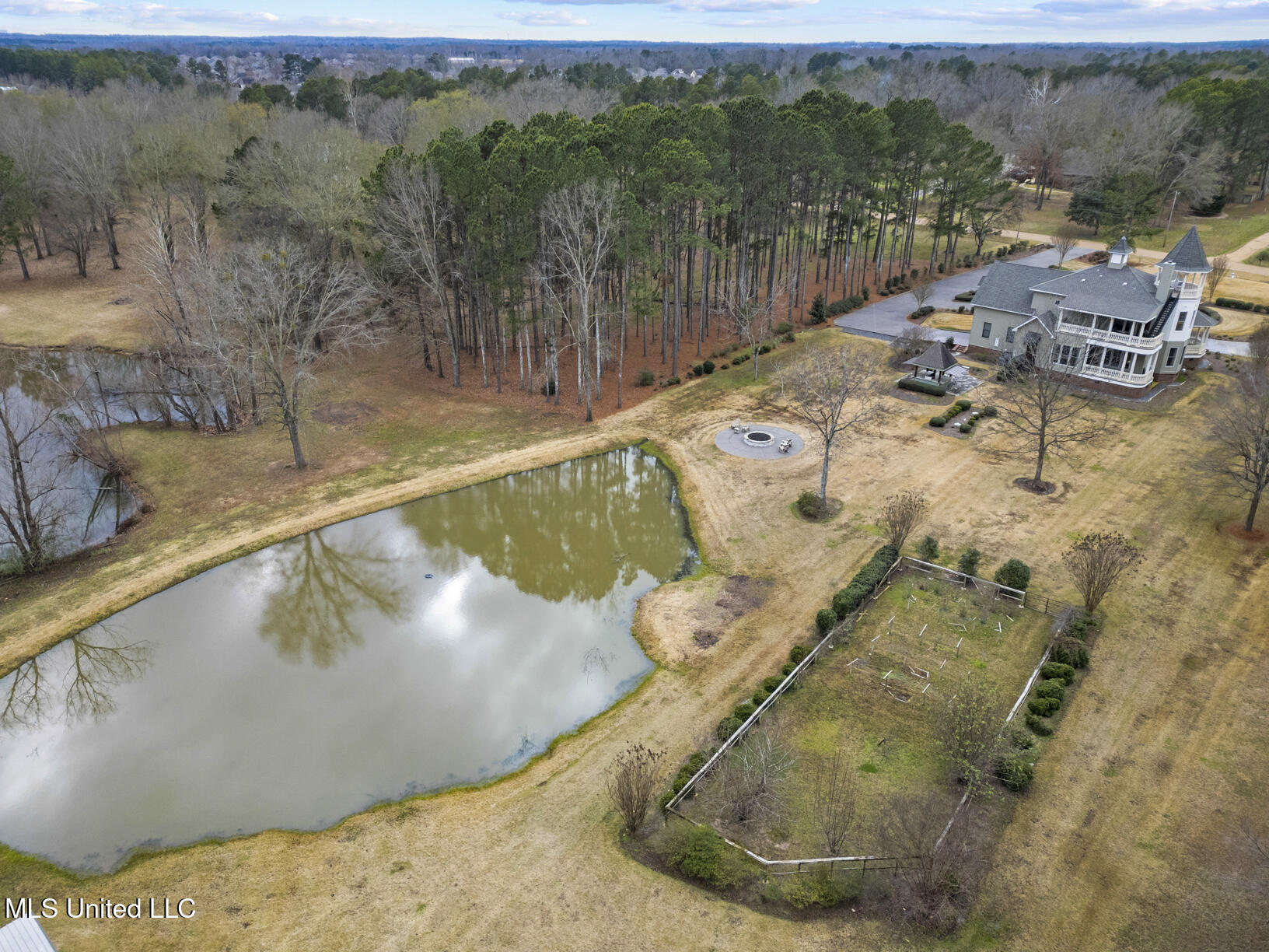 122 Old Orchard Road Madison, MS 39110 - Photo 10 of 68 122 Old Orchard Road