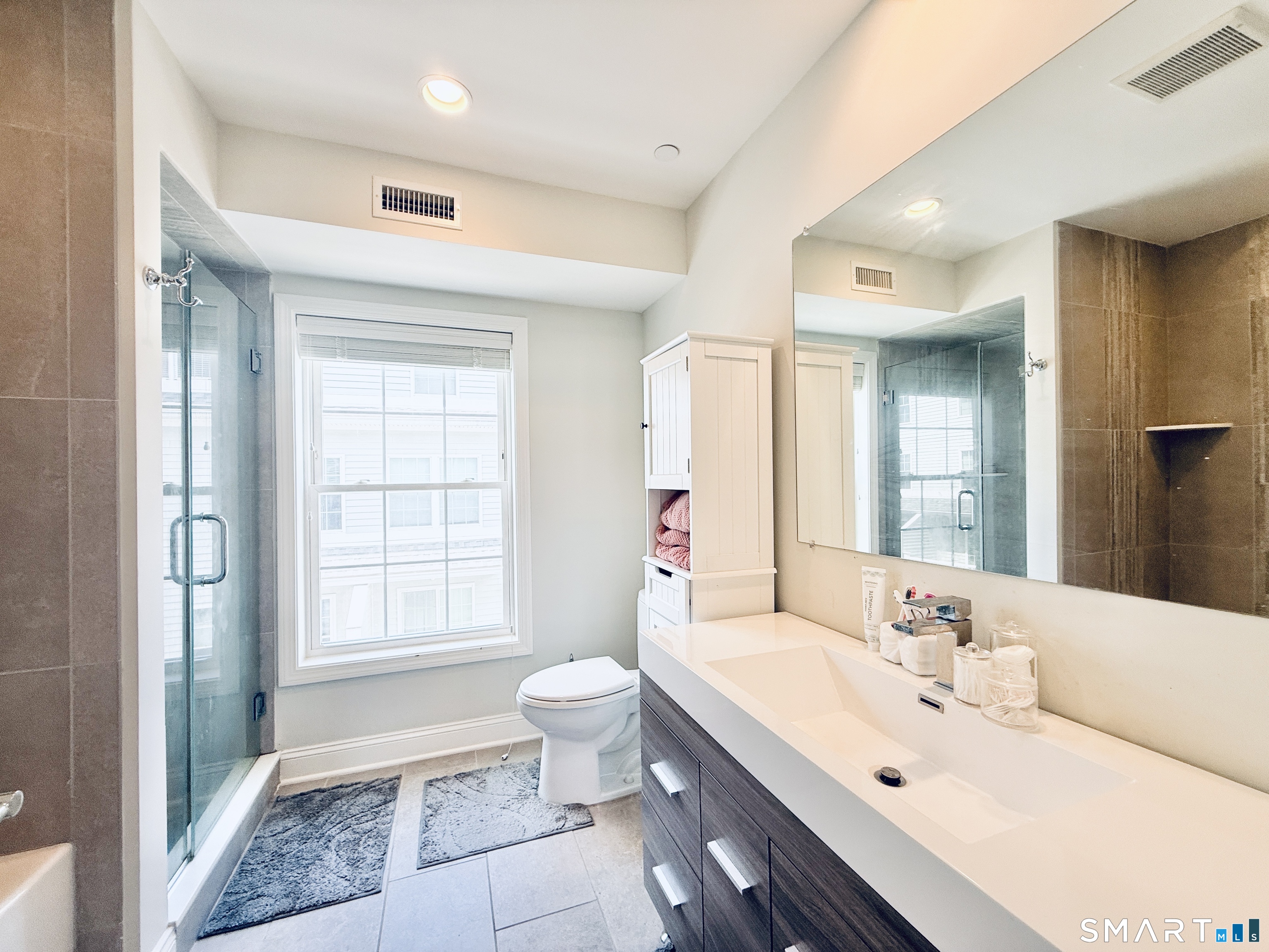 20 3rd Street, Unit 4 Stamford, CT 06905 - Photo 17 of 33