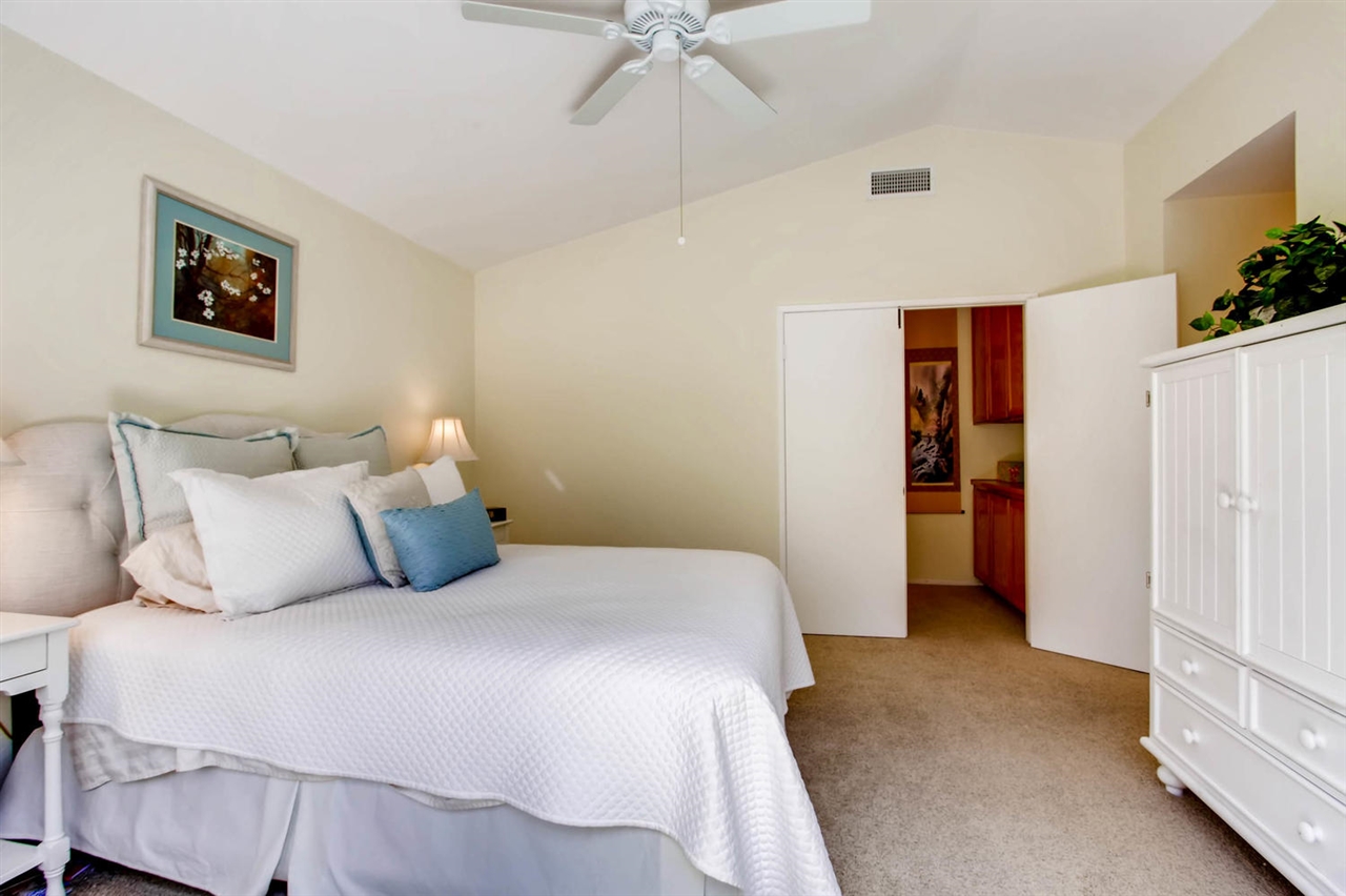 10296 Rock Point Way Spring Valley, CA 91977 - Photo 14 of 25