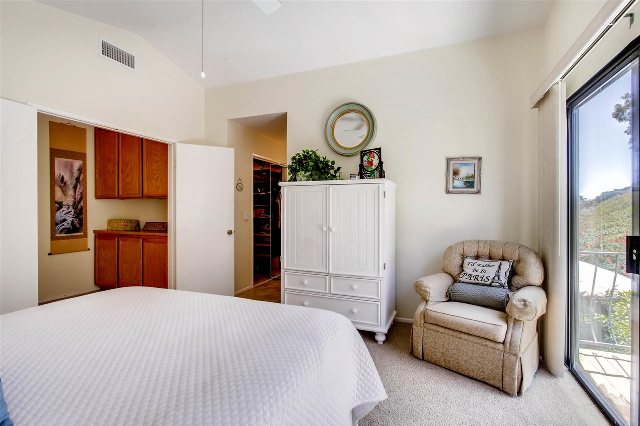 10296 Rock Point Way Spring Valley, CA 91977 - Photo 15 of 25