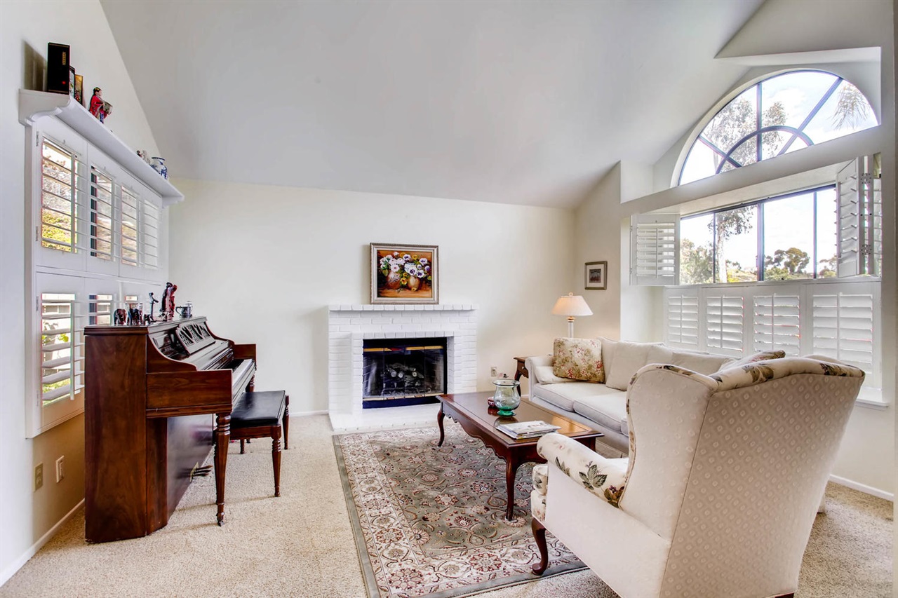 10296 Rock Point Way Spring Valley, CA 91977 - Photo 3 of 25