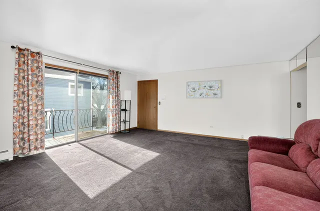 $190,000 | 2742 North 73rd Court, Unit 2E, Elmwood Park, IL 60707