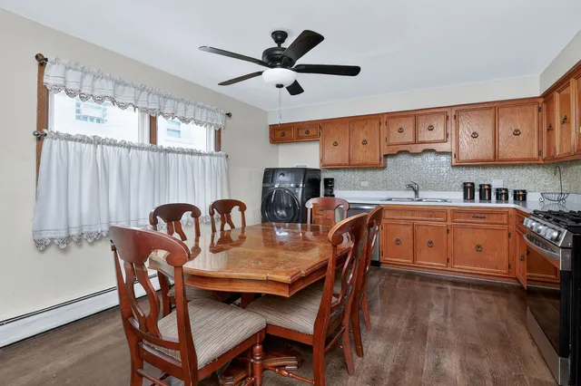 $190,000 | 2742 North 73rd Court, Unit 2E, Elmwood Park, IL 60707