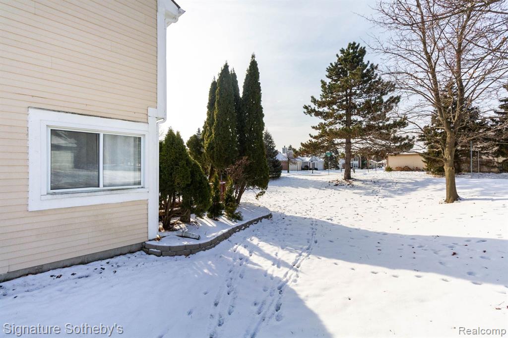 461 Farmridge Court Rochester Hills, MI 48307 - Photo 24 of 29