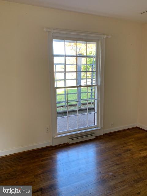 280 Bishop Meade Road Boyce, VA 22620 - Photo 6 of 26 Living room