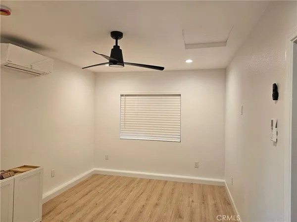 $2,000 | 324 East Citron Street, Corona, CA 92879