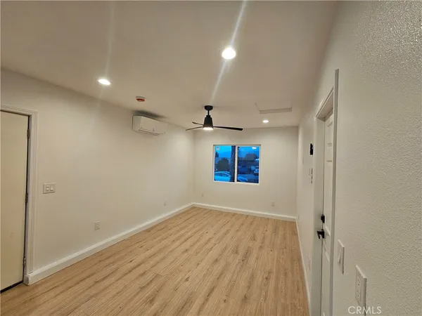 $2,000 | 324 East Citron Street, Corona, CA 92879