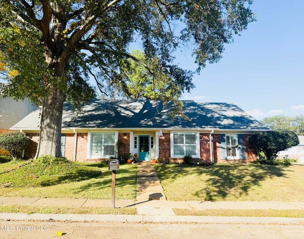 $349,000 | 11 Moss Forest Circle, Jackson, MS 39211