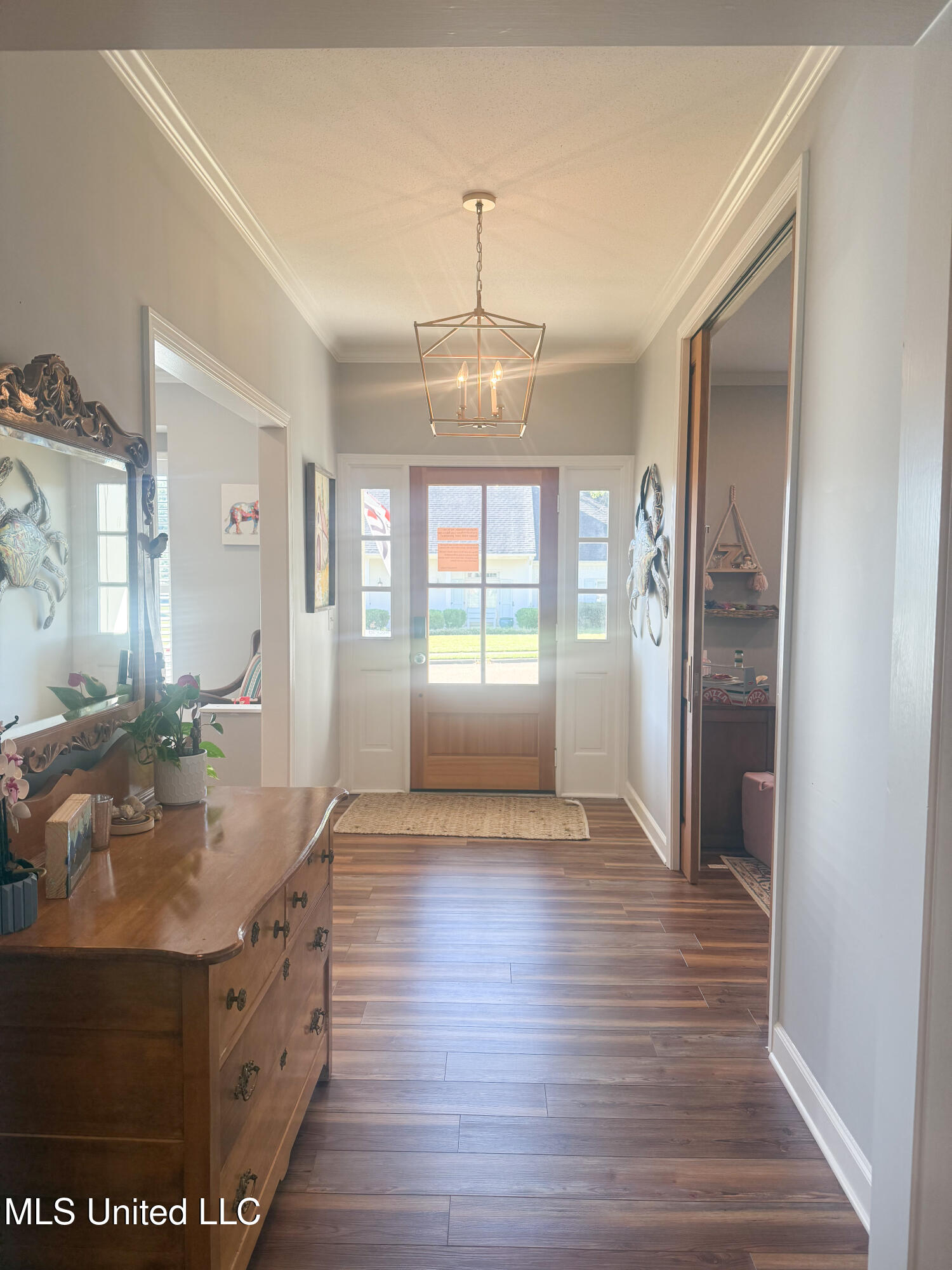 11 Moss Forest Circle Jackson, MS 39211 - Photo 2 of 49 IMG_5541