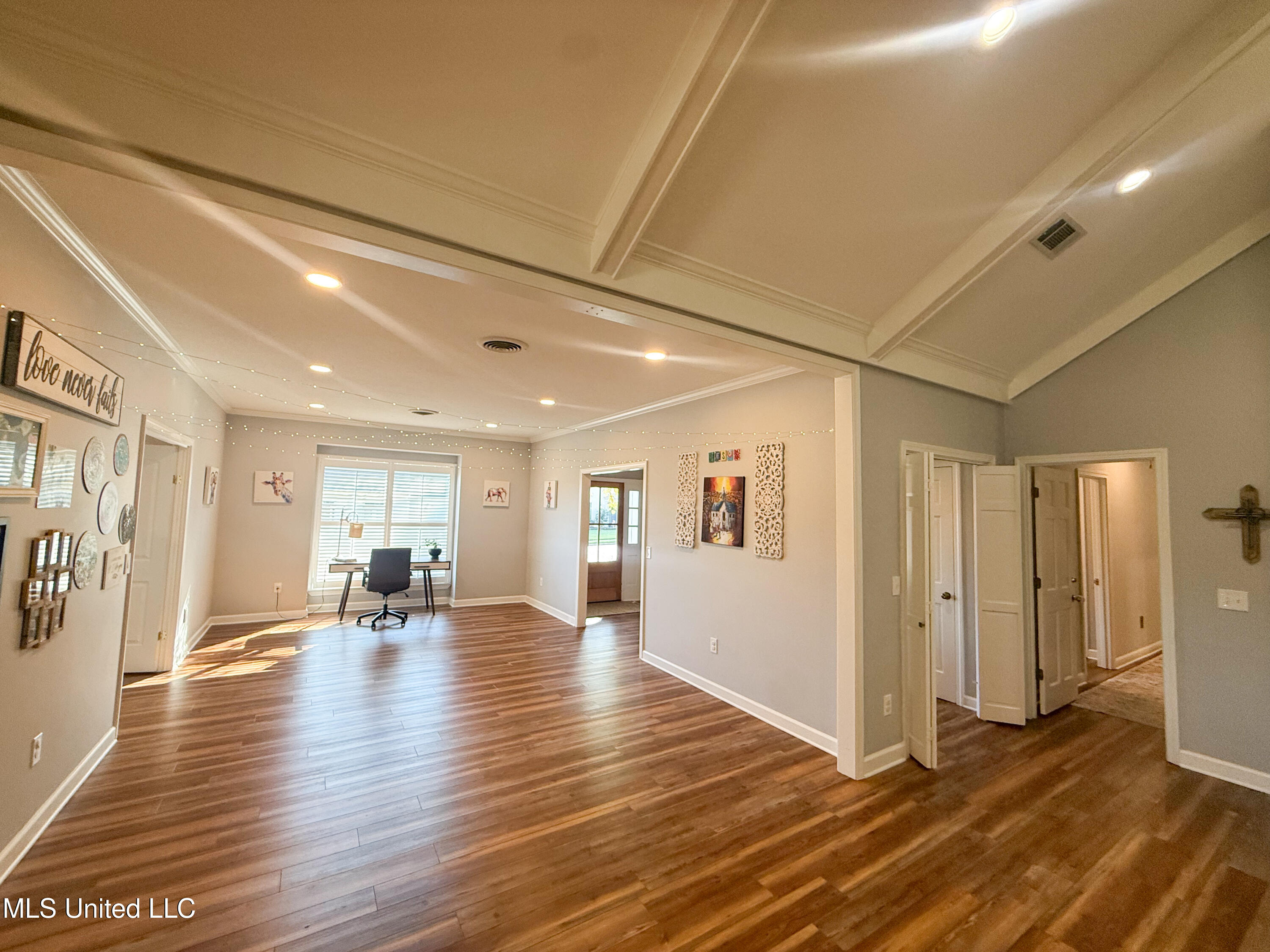 11 Moss Forest Circle Jackson, MS 39211 - Photo 46 of 49 IMG_6193