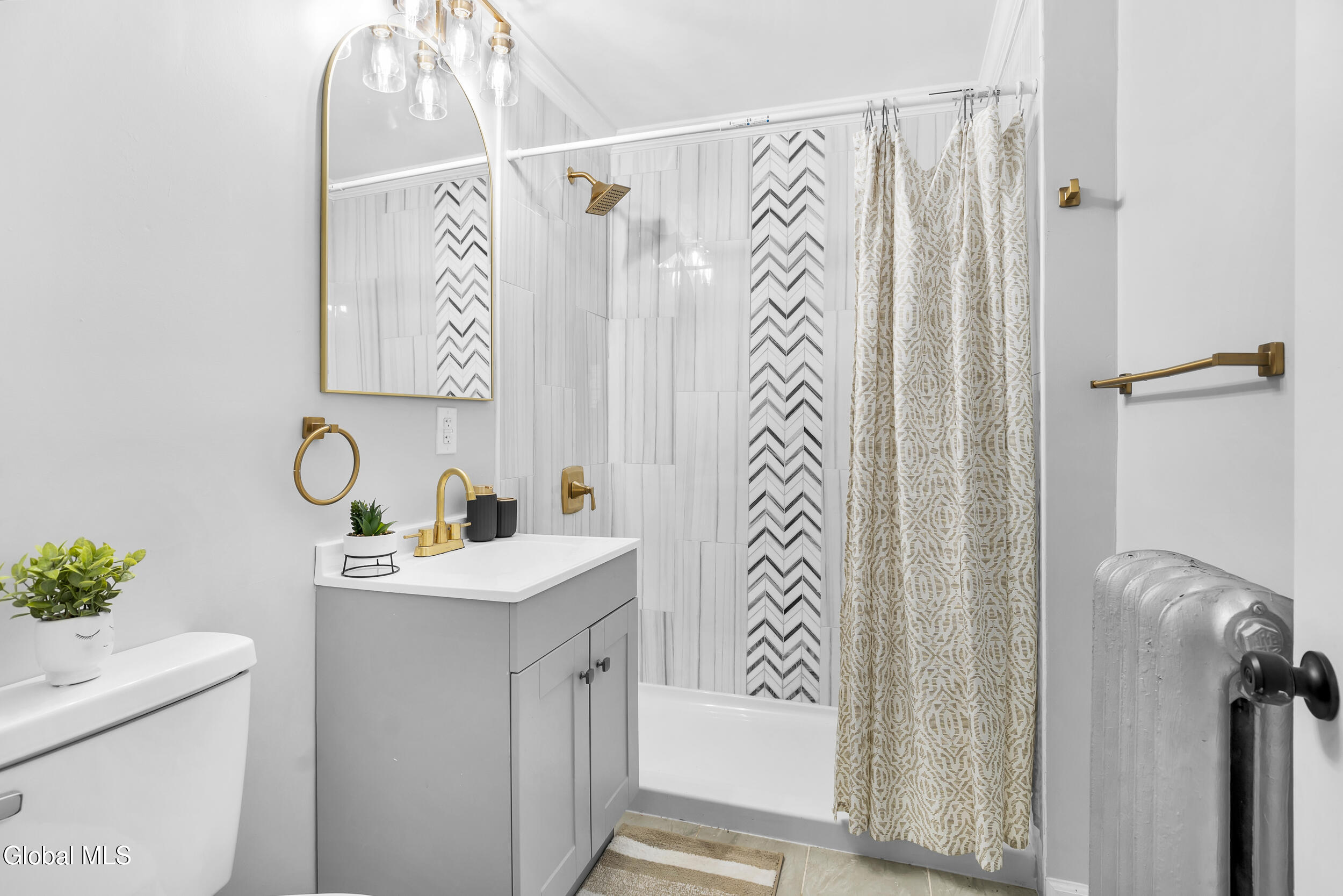 215 Furman Street Schenectady, NY 12304 - Photo 15 of 48 16_215 furman st schenectady