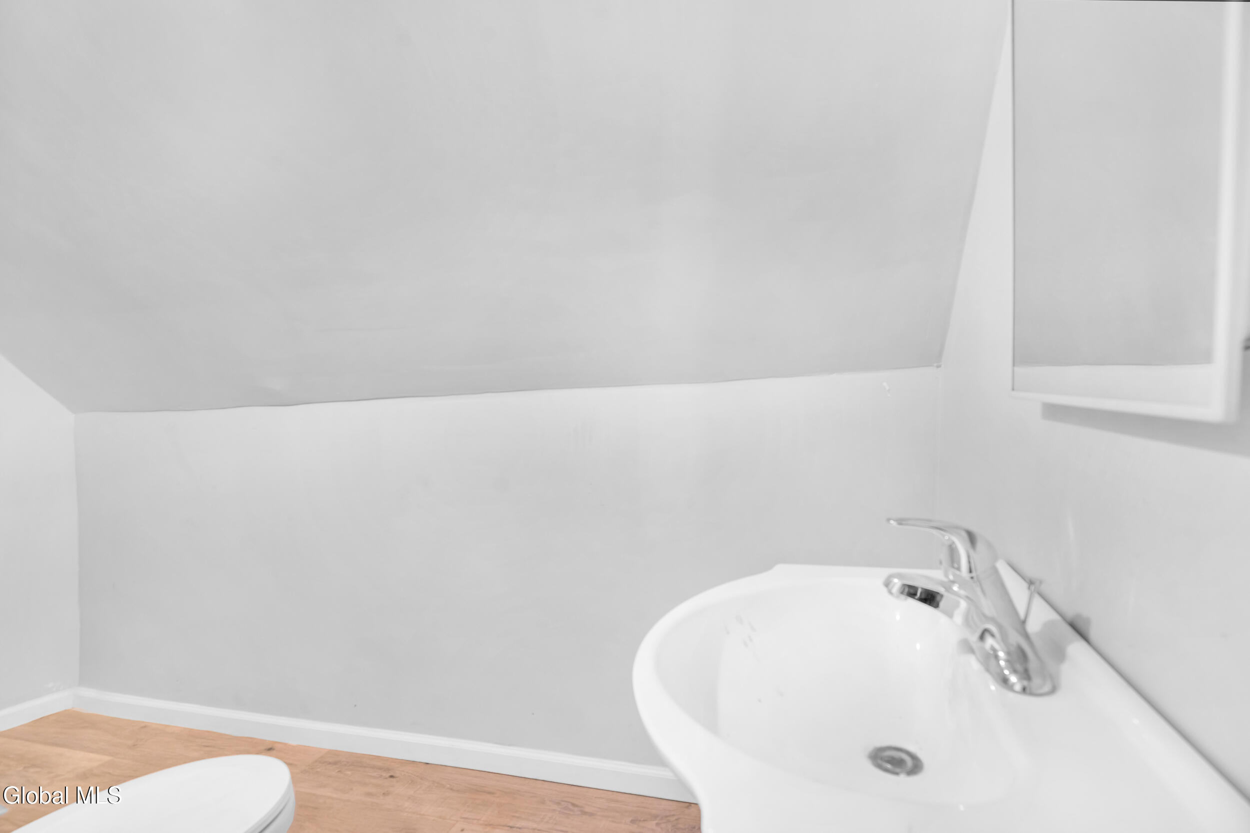 215 Furman Street Schenectady, NY 12304 - Photo 33 of 48 34_215 furman st schenectady