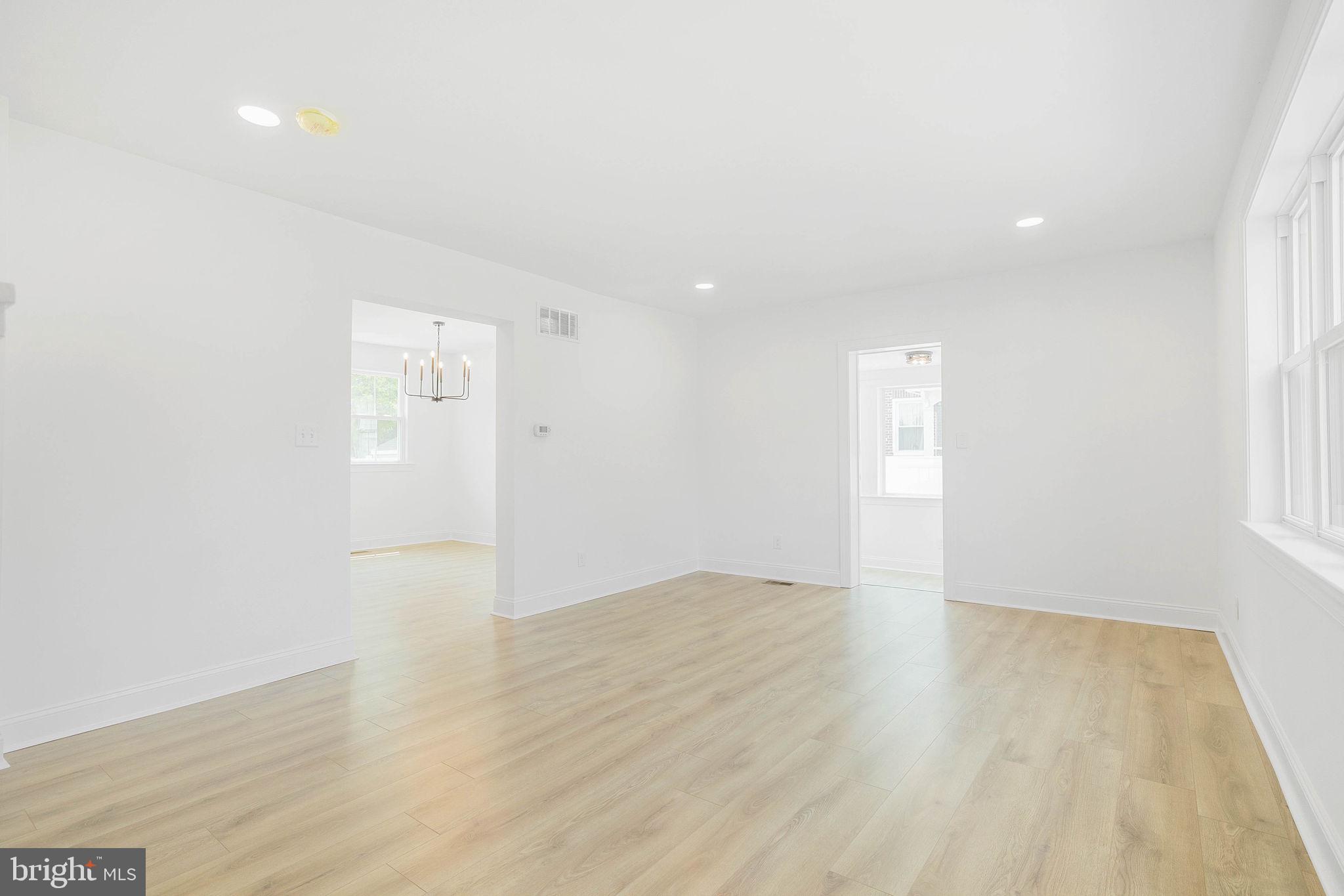 523 Marsh Road Wilmington, DE 19809 - Photo 6 of 33 Gallery Image 6