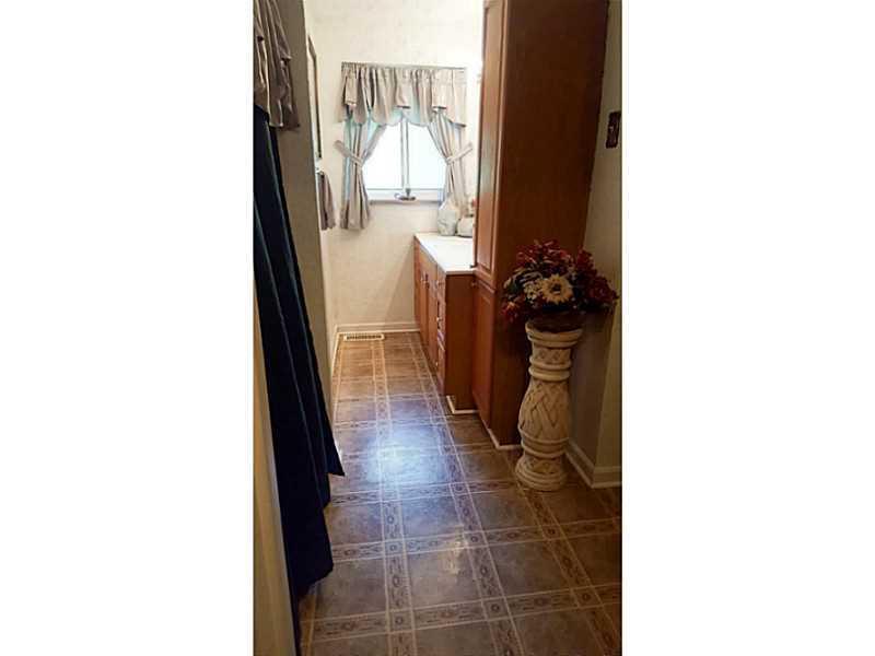 4398 Poplar Creek Road Vandalia, OH 45377 - Photo 5 of 21