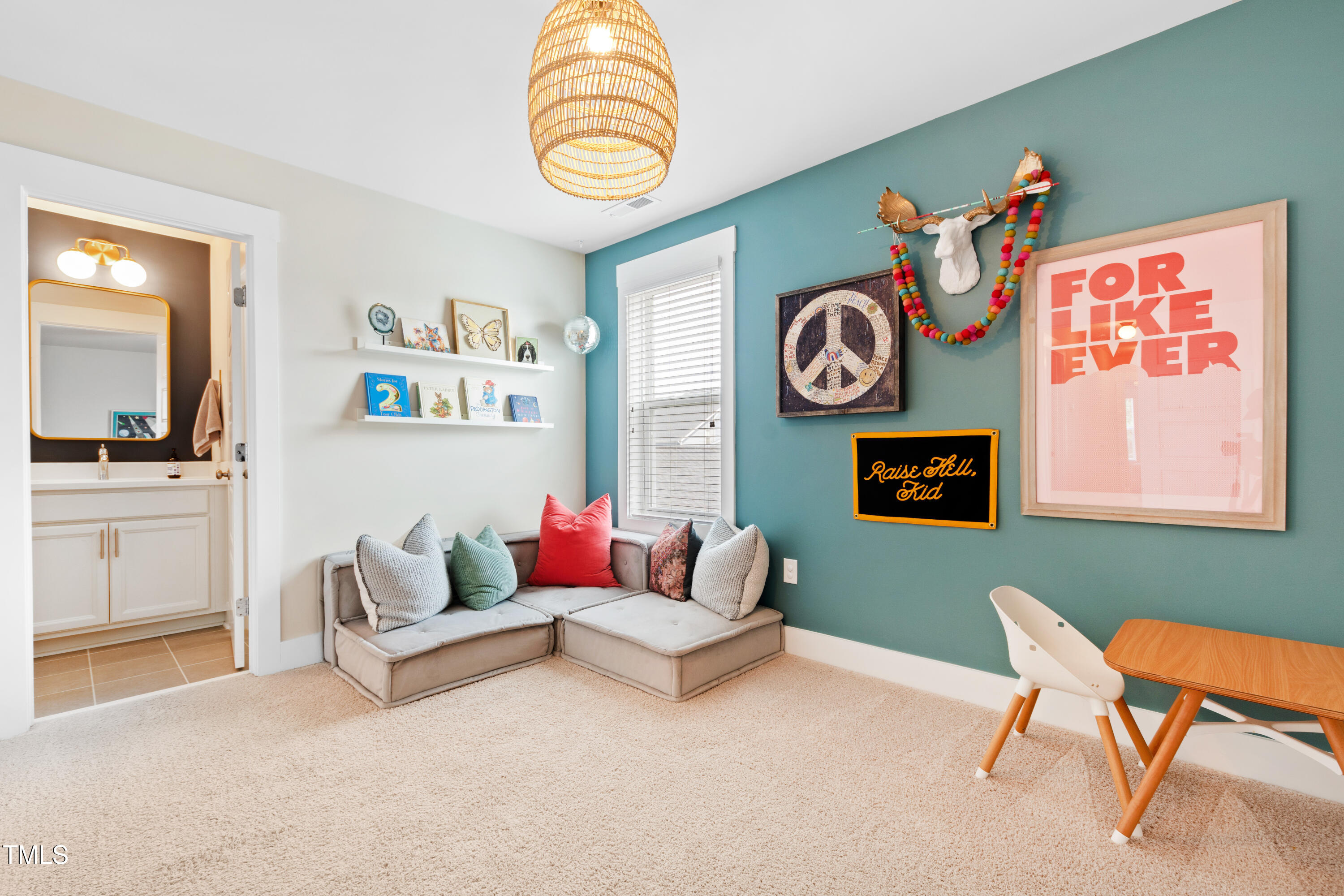 71 Hawk Point Road Chapel Hill, NC 27516 - Photo 29 of 35 a living room with furniture and a window