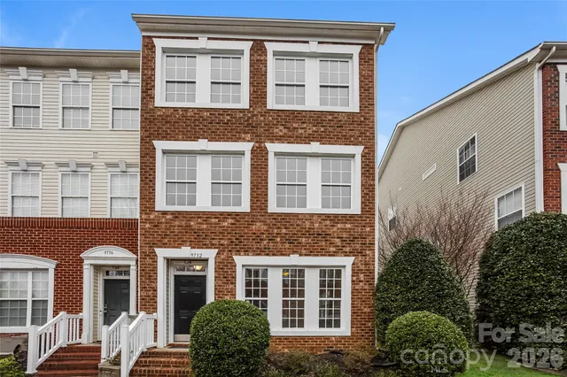 $369,900 | 9732 Kings Parade Boulevard, Charlotte, NC 28273