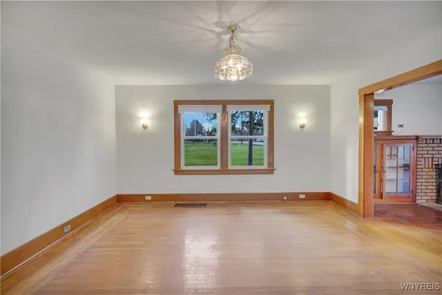 $899,900 | 11725 Big Tree Road, Wales, NY 14052