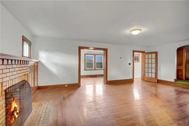 $899,900 | 11725 Big Tree Road, Wales, NY 14052