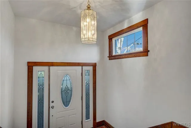 $899,900 | 11725 Big Tree Road, Wales, NY 14052