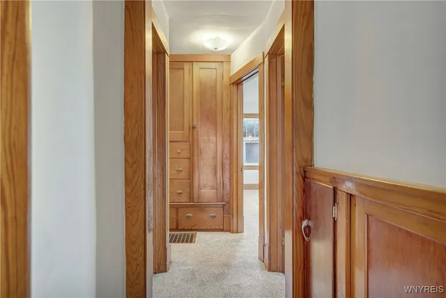 $899,900 | 11725 Big Tree Road, Wales, NY 14052