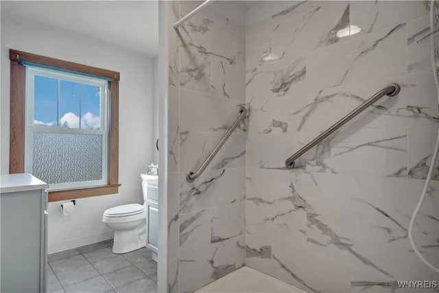 $899,900 | 11725 Big Tree Road, Wales, NY 14052