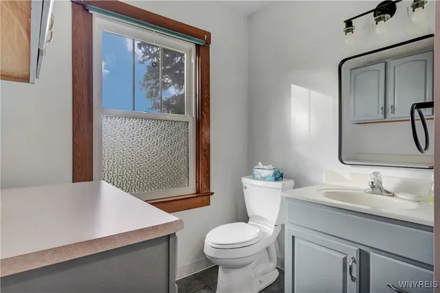 $899,900 | 11725 Big Tree Road, Wales, NY 14052