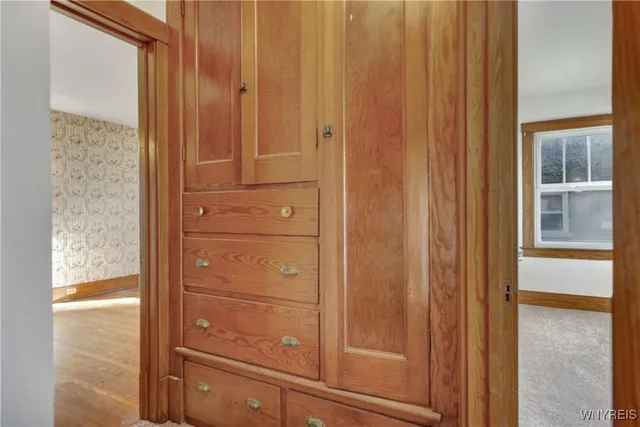 $899,900 | 11725 Big Tree Road, Wales, NY 14052