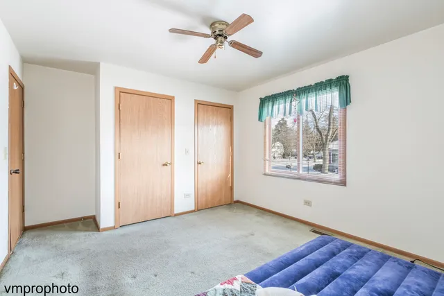 $279,900 | 37440 North Lake Shore Drive, Lake Villa, IL 60046