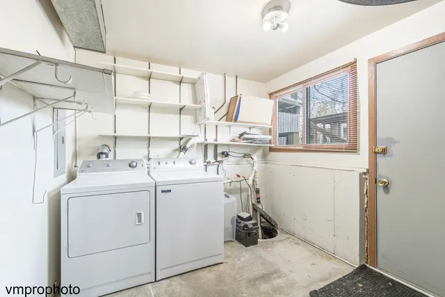 $279,900 | 37440 North Lake Shore Drive, Lake Villa, IL 60046