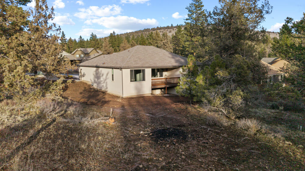 1092 Timber Ridge Loop Klamath Falls, OR 97601 - Photo 21 of 79