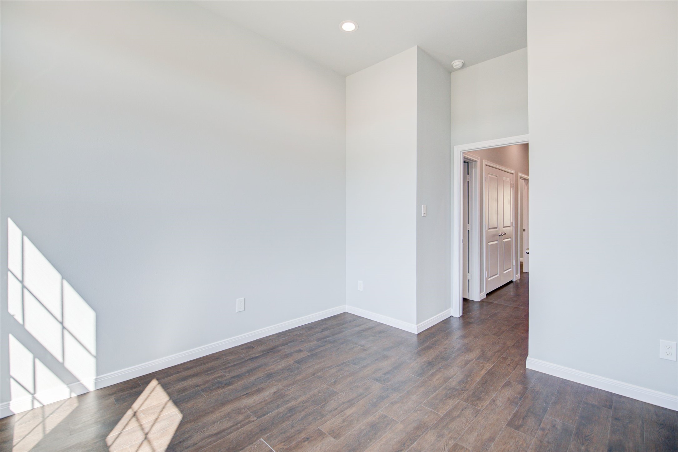 4945 Ambient Dr Spring Spring, TX 77379 - Photo 10 of 22 Gallery Image 10