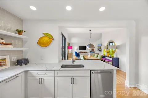 $1,495,000 | 301 Whitestone Road, Charlotte, NC 28270