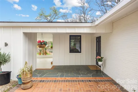 $1,495,000 | 301 Whitestone Road, Charlotte, NC 28270