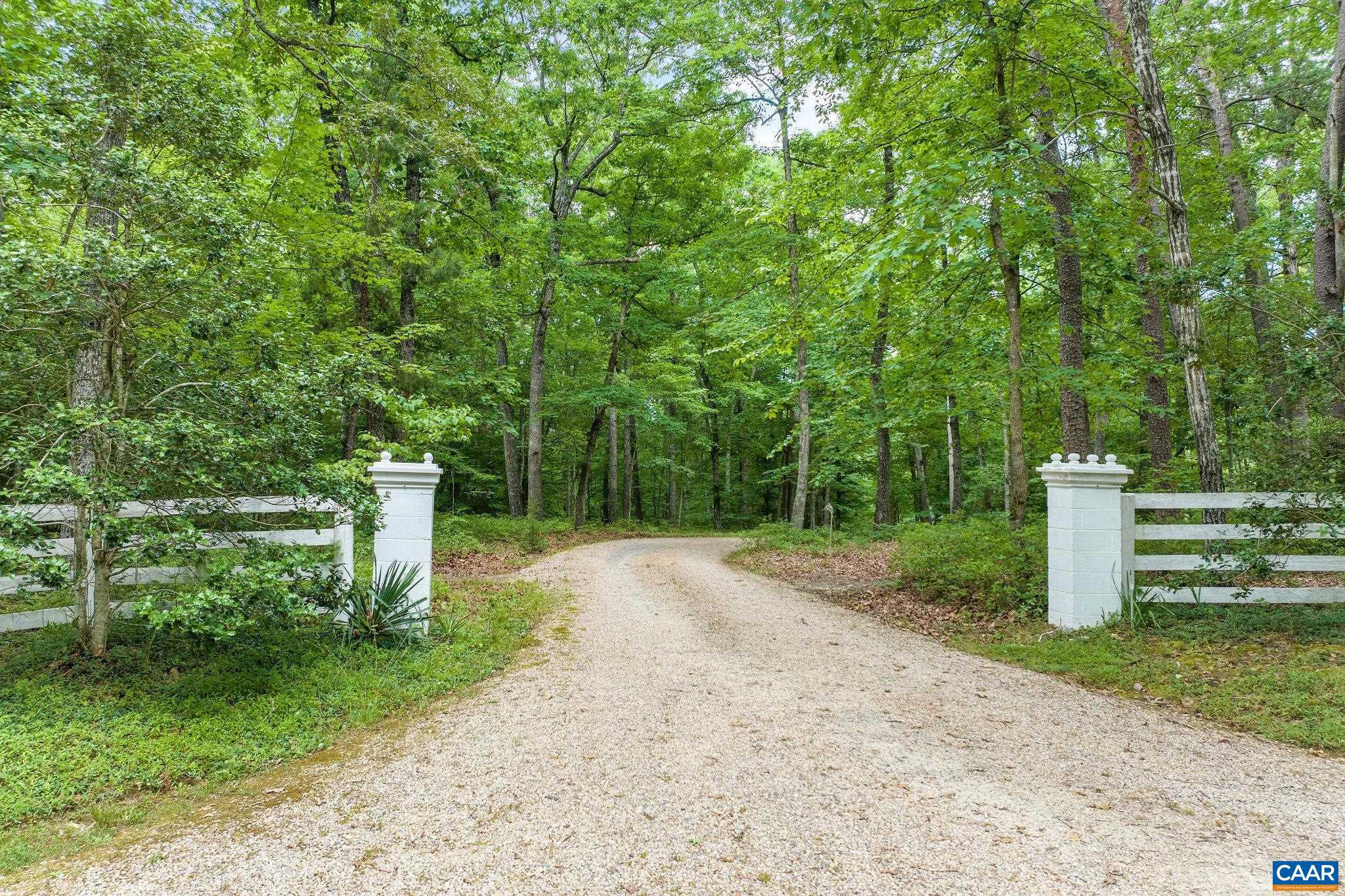 861 Beaverdam Road Keswick, VA 22947 - Photo 3 of 55