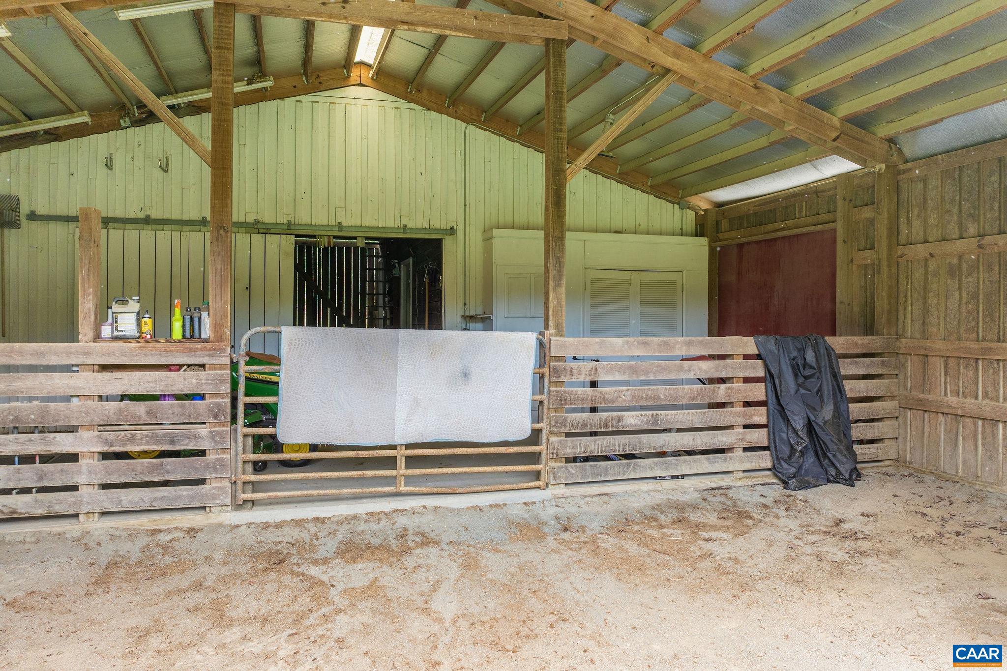 861 Beaverdam Road Keswick, VA 22947 - Photo 41 of 55