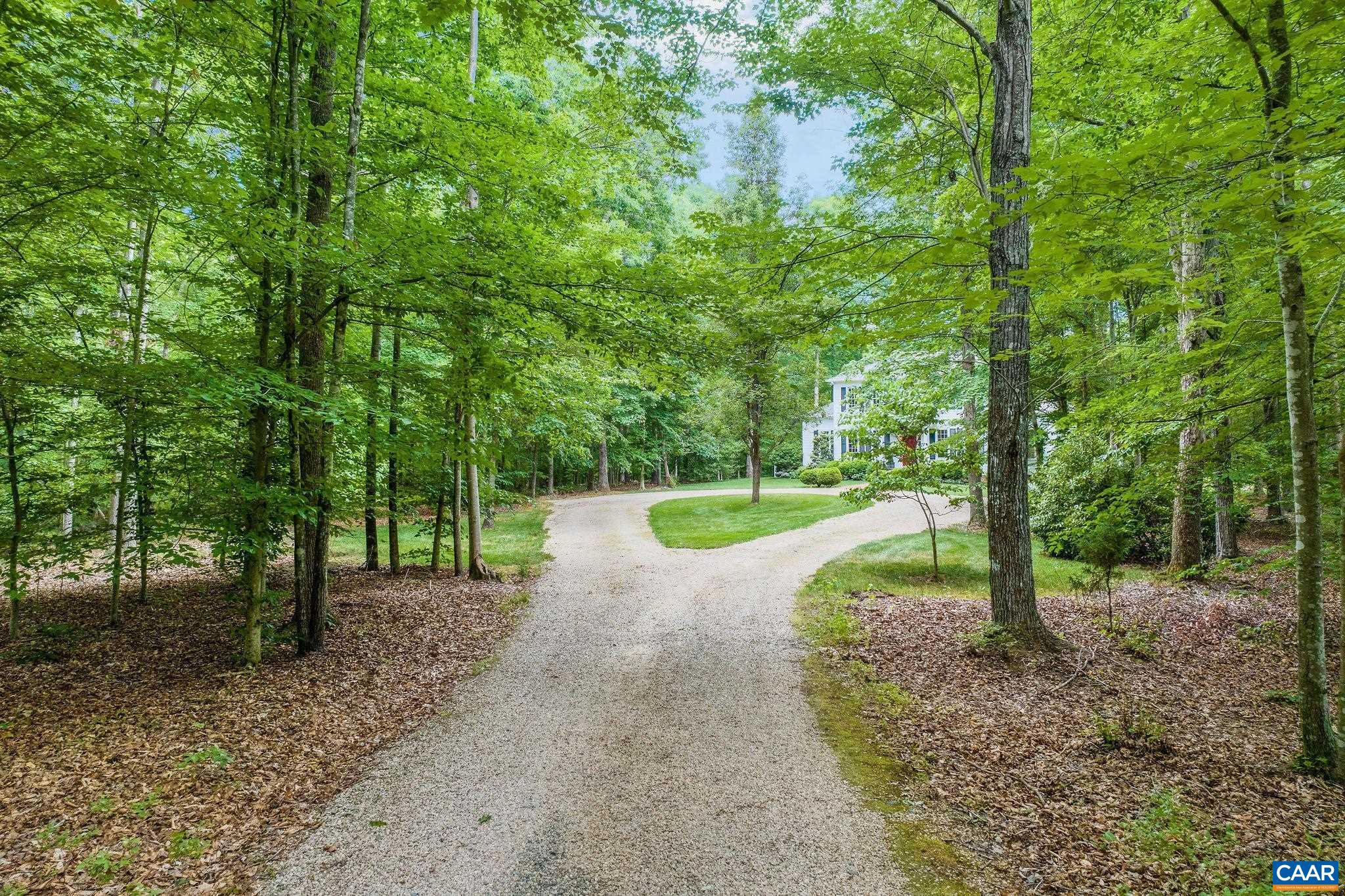 861 Beaverdam Road Keswick, VA 22947 - Photo 8 of 55