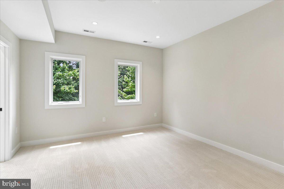 3929 Fulton Street Northwest, Unit A Washington, DC 20007 - Photo 23 of 79 Upper Level Primary Bedroom