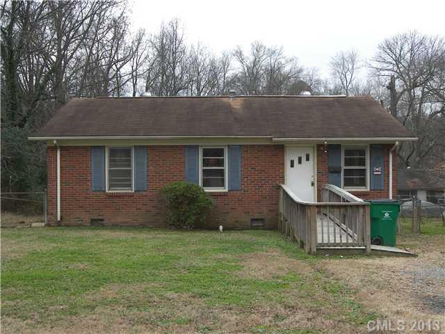 4624 Springview Road Charlotte, NC 28213 - Photo 1 of 8 Gallery Image 1