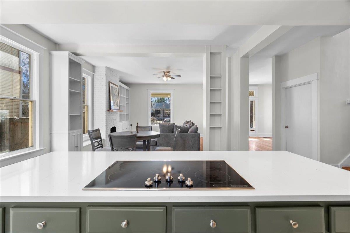 1682 Lawrence Avenue Memphis, TN 38112 - Photo 15 of 33