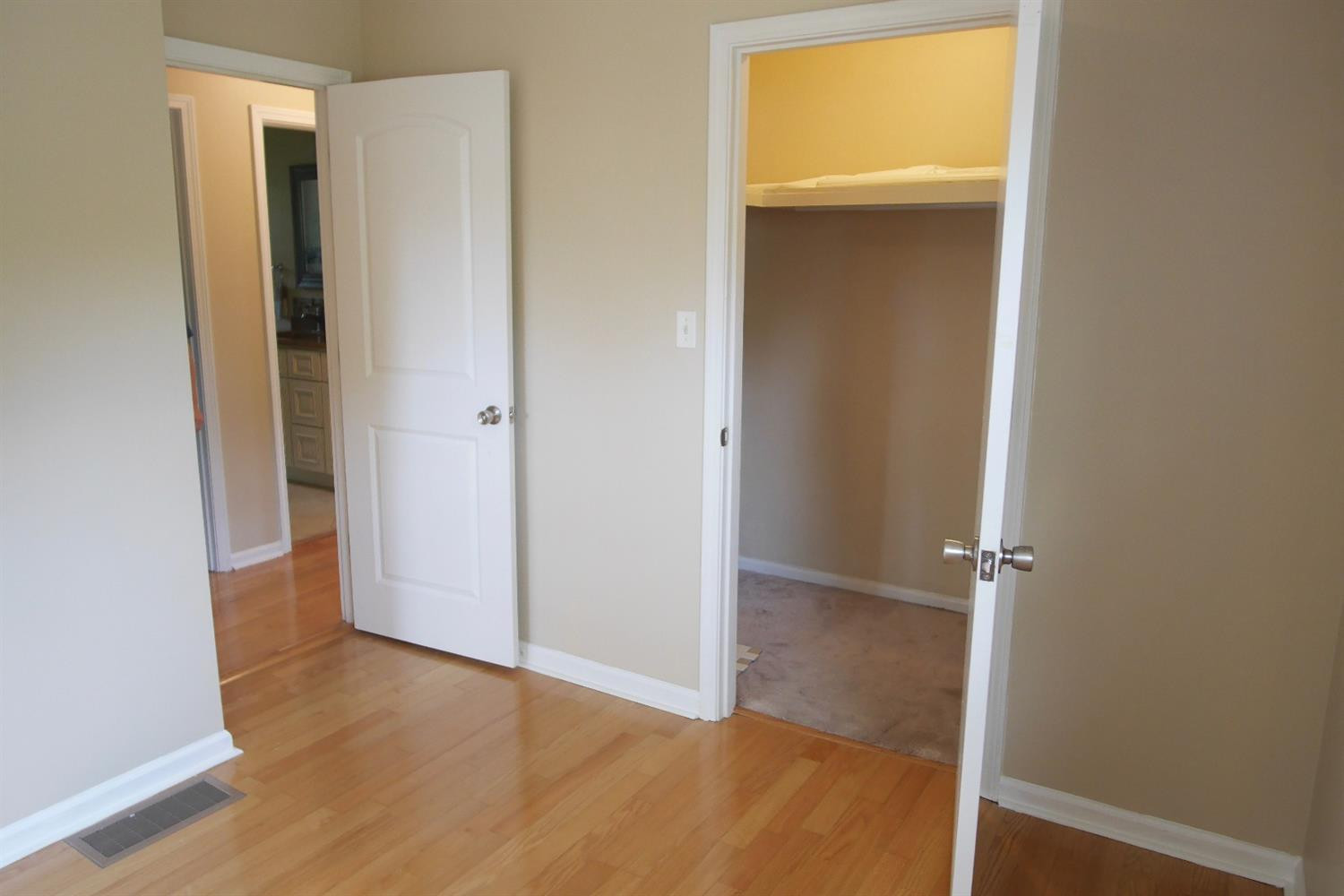 3424 Clays Mill Road Lexington, KY 40503 - Photo 21 of 39 Photo 21