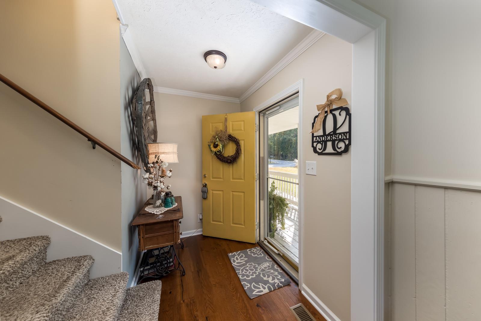 3075 North Hinton Road Clarksville, TN 37043 - Photo 5 of 27 Gallery Image 5