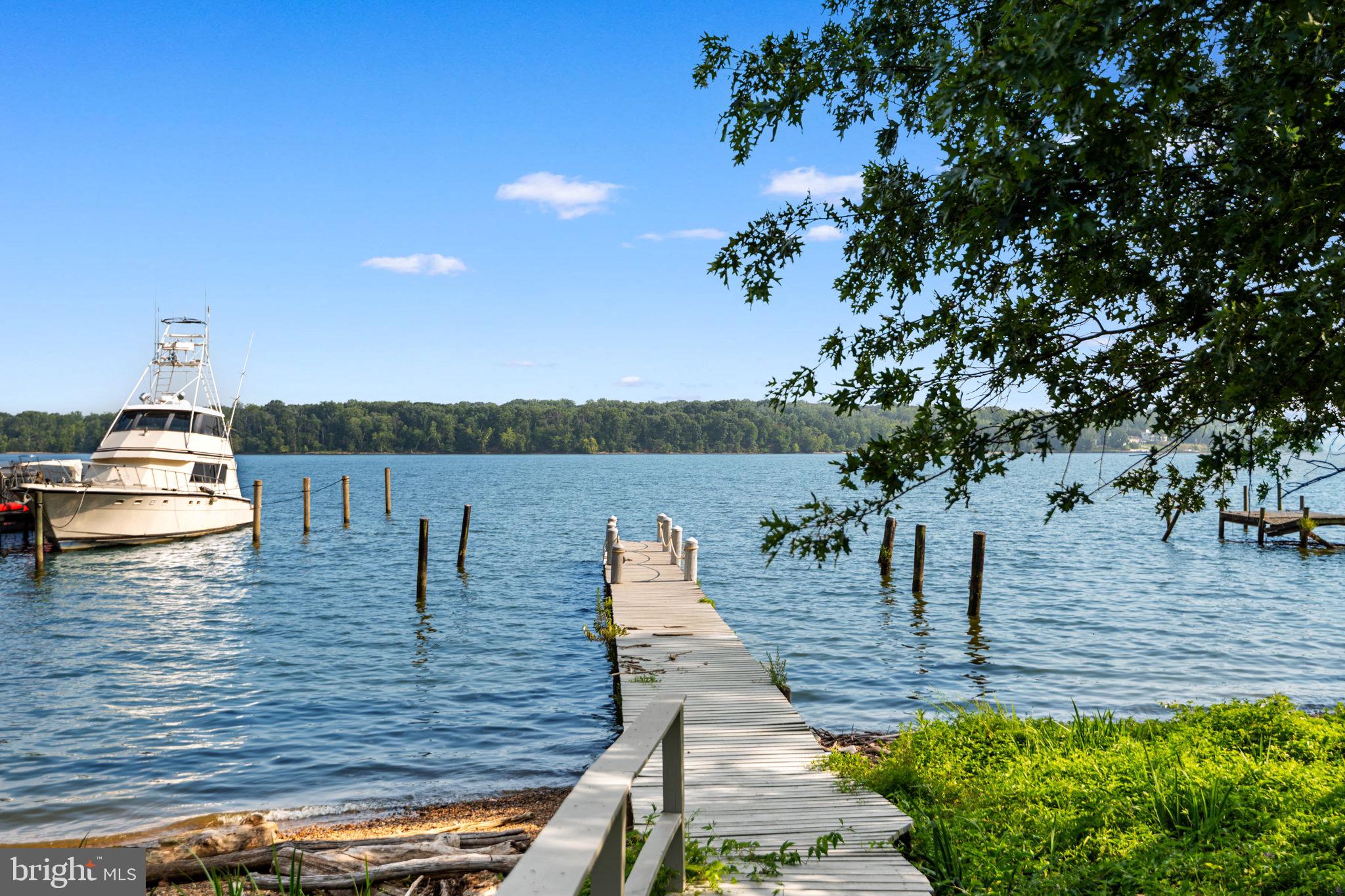 9913 Indian Queen Point Road Fort Washington, MD 20744 - Photo 5 of 120 Gallery Image 5
