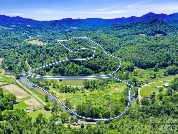 $410,000 | 19w Hwy Burnsville Nc 28714 Highway, Mars Hill, NC 28754