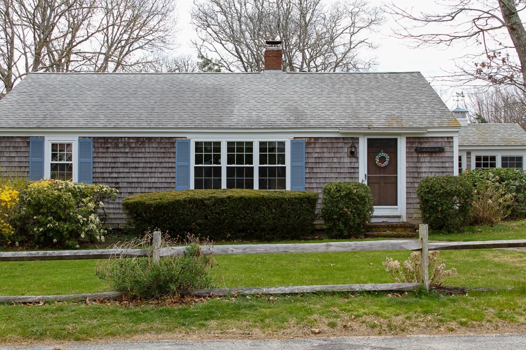 3 Osborne Road Harwich, MA 02671 - Photo 2 of 22