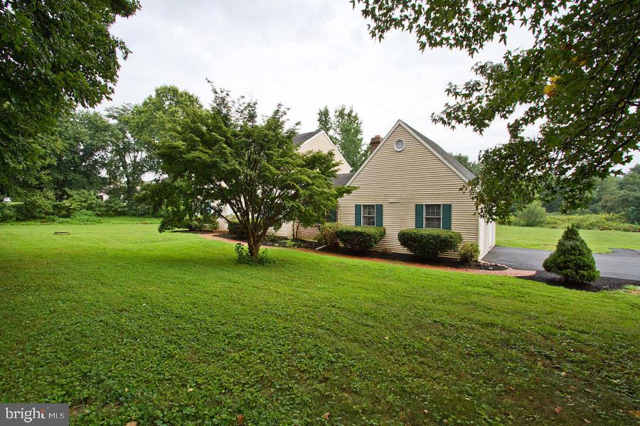 3227 Anchor Road Washington Boro, PA 17582 - Photo 4 of 67