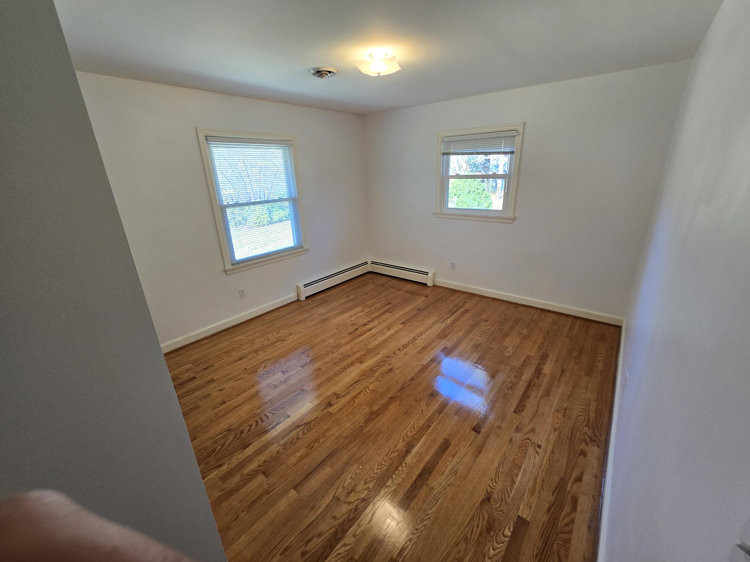 3714 Bandy Road Roanoke, VA 24014 - Photo 10 of 17 an empty room with windows